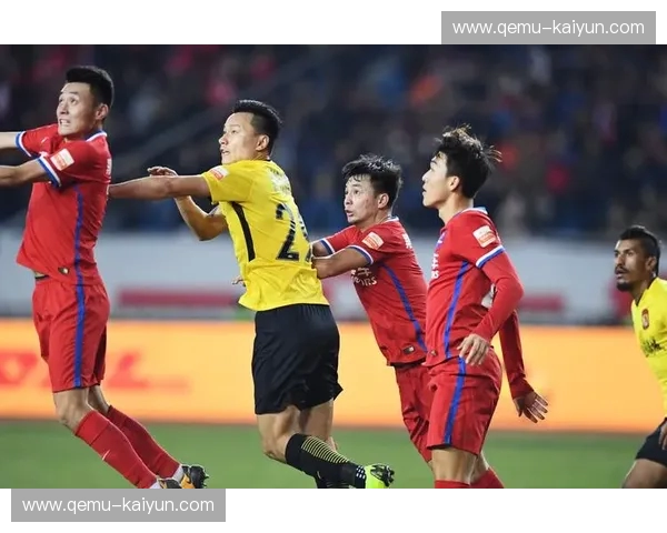 羊城喋血记：恒大与重庆的巅峰对决，一场足球史诗的诞生